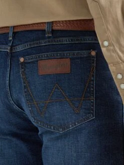 Men's Wrangler Retro Slim Fit Bootcut Jean #112332505 -Deals West Wear Man Store c348723ae6c23a0c3385b5aeffc4282e